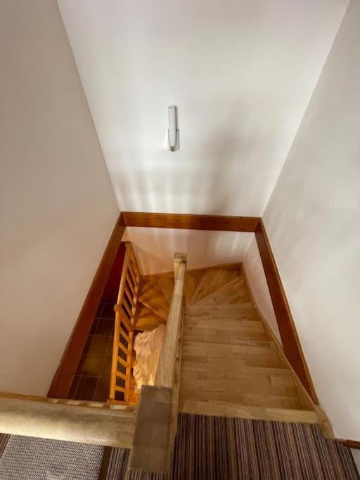 בור סן מוריס Confort Et Espace Pour Cet Appartement Duplex De 100 M2 Avec Grand Sejour Expose Sud Avec Cheminee, 4 Chambres , Acces Direct Aux Pistes De Ski Et Au Golf Dans La Residence Edenarc Avec Piscine, Jacuzzi Et Spa מראה חיצוני תמונה