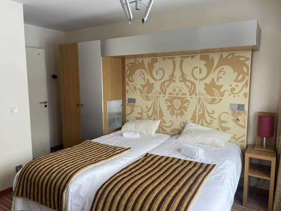 בור סן מוריס Confort Et Espace Pour Cet Appartement Duplex De 100 M2 Avec Grand Sejour Expose Sud Avec Cheminee, 4 Chambres , Acces Direct Aux Pistes De Ski Et Au Golf Dans La Residence Edenarc Avec Piscine, Jacuzzi Et Spa מראה חיצוני תמונה