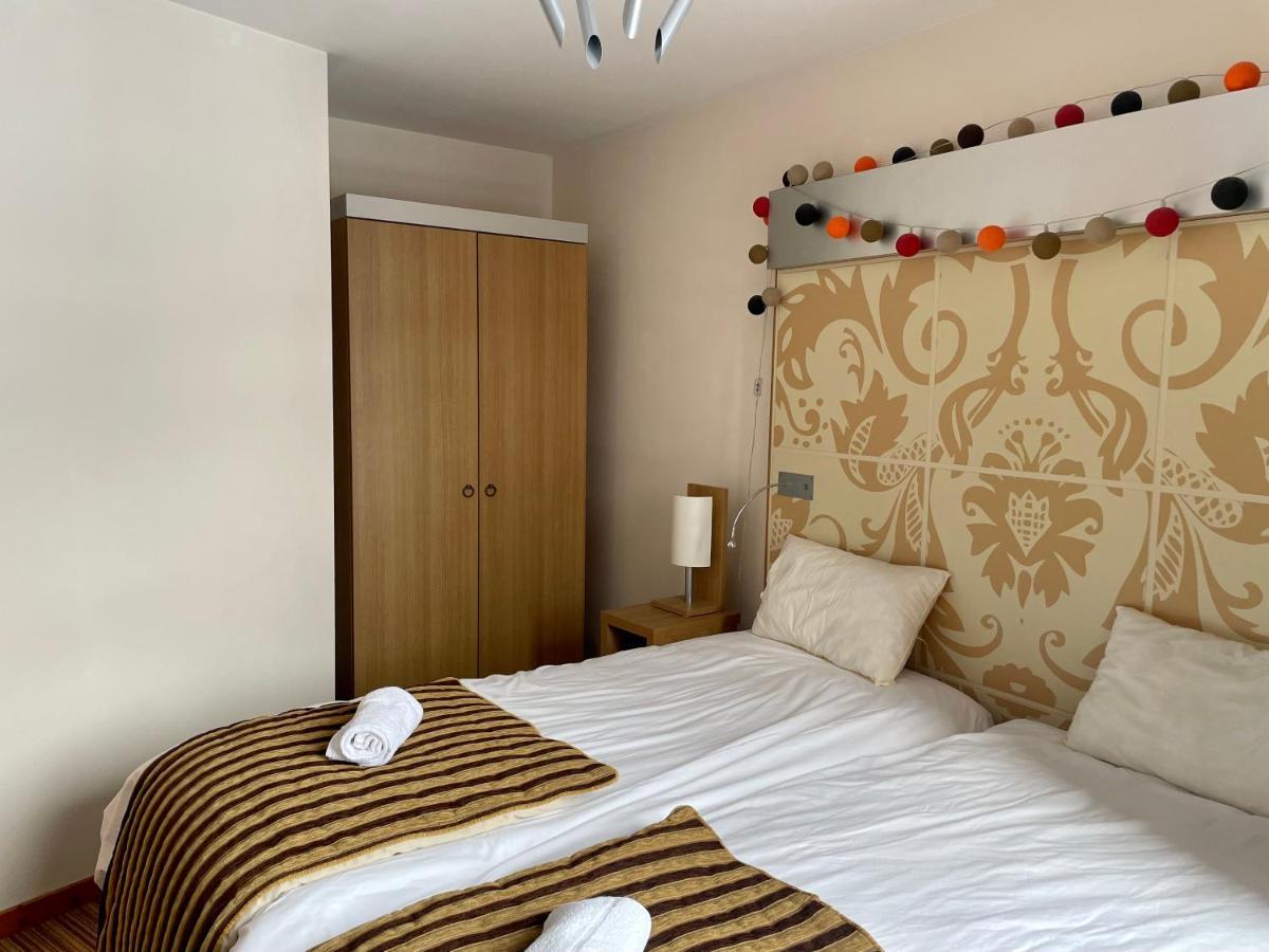 בור סן מוריס Confort Et Espace Pour Cet Appartement Duplex De 100 M2 Avec Grand Sejour Expose Sud Avec Cheminee, 4 Chambres , Acces Direct Aux Pistes De Ski Et Au Golf Dans La Residence Edenarc Avec Piscine, Jacuzzi Et Spa מראה חיצוני תמונה