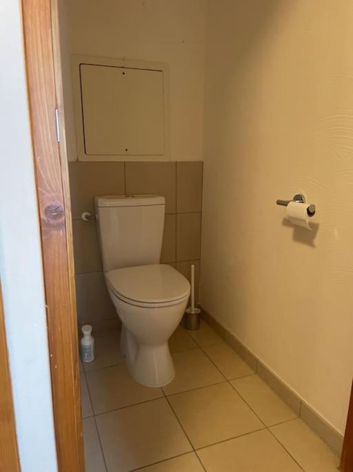 בור סן מוריס Confort Et Espace Pour Cet Appartement Duplex De 100 M2 Avec Grand Sejour Expose Sud Avec Cheminee, 4 Chambres , Acces Direct Aux Pistes De Ski Et Au Golf Dans La Residence Edenarc Avec Piscine, Jacuzzi Et Spa מראה חיצוני תמונה